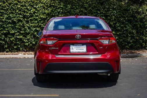 Ruby Flare Pearl 2025 Toyota Corolla LE