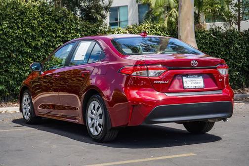Ruby Flare Pearl 2025 Toyota Corolla LE