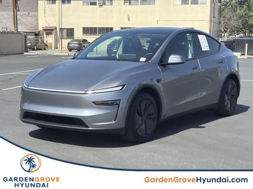 Quicksilver 2026 Tesla Model Y AWD
