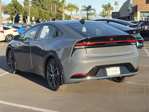 2024 Toyota Prius XLE