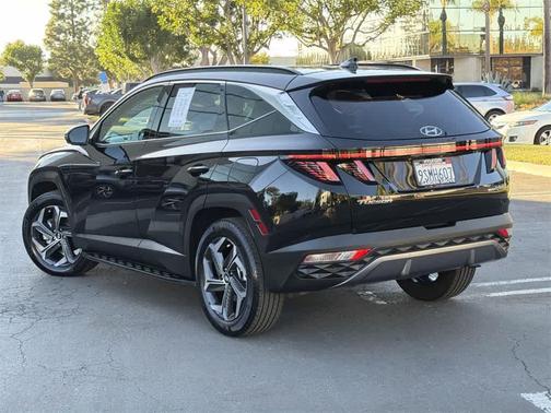 Black Pearl 2024 Hyundai TUCSON Hybrid Limited