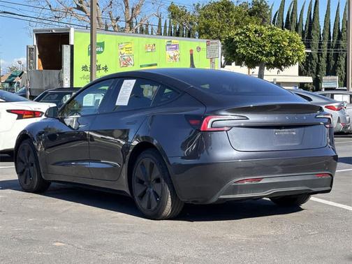 2025 Tesla Model 3 Long Range