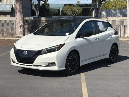2024 Nissan Leaf SV PLUS