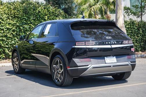 Abyss Black 2024 Hyundai IONIQ 5 SEL