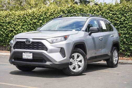 Silver Sky Metallic 2021 Toyota RAV4 LE