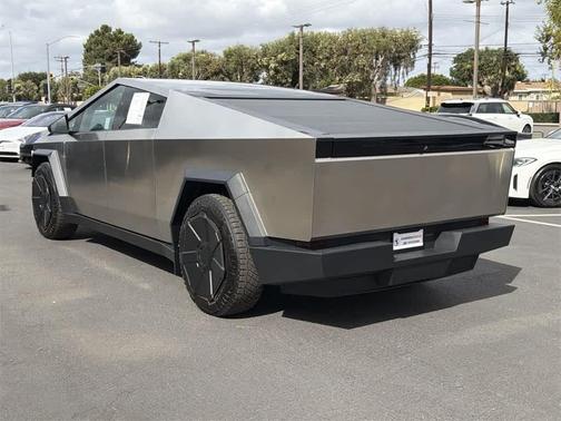 2024 Tesla Cybertruck All-Wheel Drive