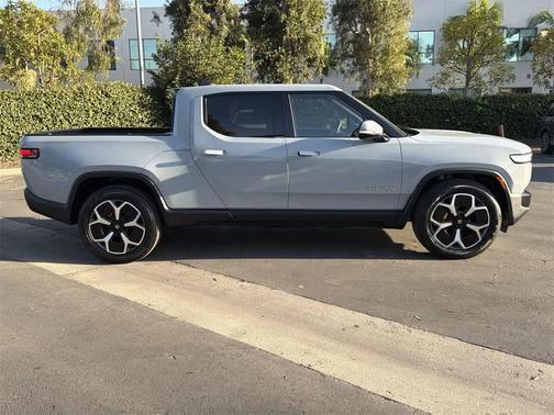 2023 Rivian R1T Adventure Quad Motor Large Pack