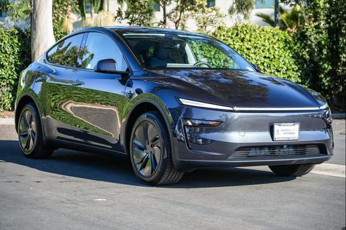 Stealth Grey 2026 Tesla Model Y Standard Rear-Wheel Drive