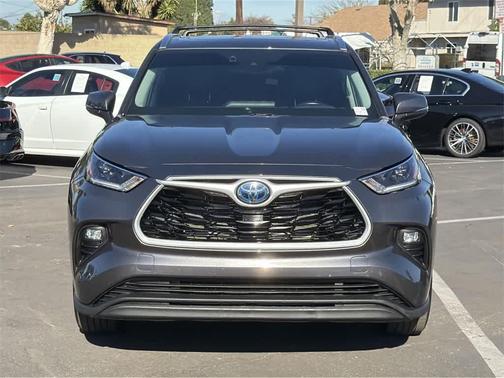 2021 Toyota Highlander Hybrid XLE