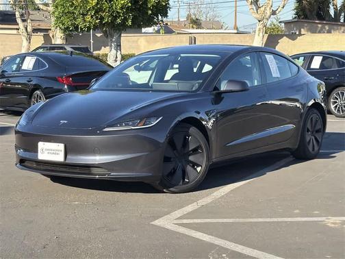2025 Tesla Model 3 Long Range