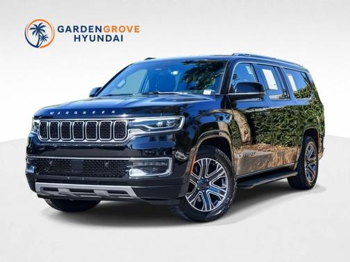 Diamond Black Crystal Pearlcoat 2023 Jeep Wagoneer L Series II 4x4