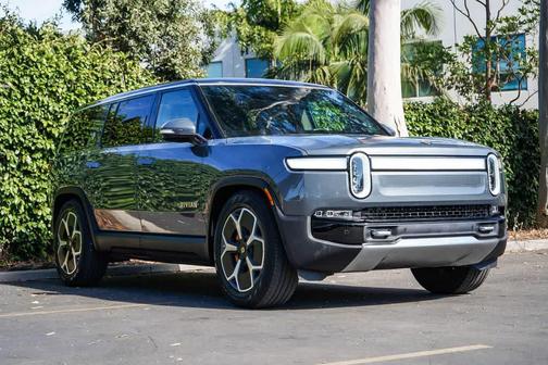 El Cap Granite 2023 Rivian R1S Adventure