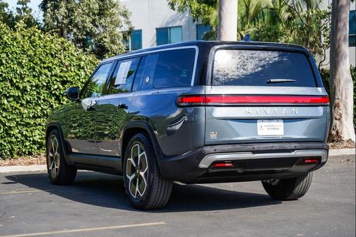 El Cap Granite 2023 Rivian R1S Adventure