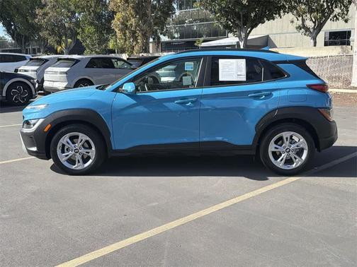 2022 Hyundai KONA SEL