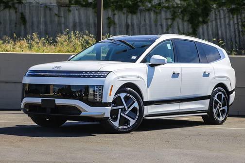 Snow White Pearl 2026 Hyundai IONIQ 9 Performance Calligraphy