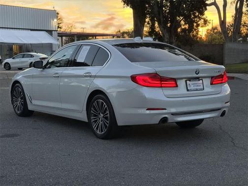 2020 BMW 530 i