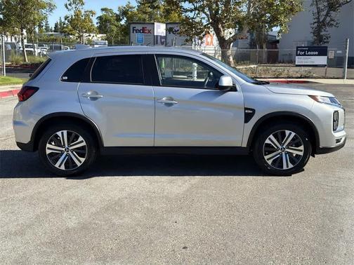 2025 Mitsubishi Outlander Sport 2.0 ES