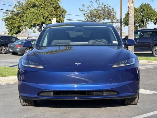 2025 Tesla Model 3 Long Range