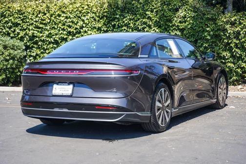 Quantum Grey Metallic 2024 Lucid Air Pure