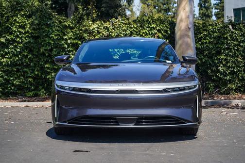 Quantum Grey Metallic 2024 Lucid Air Pure