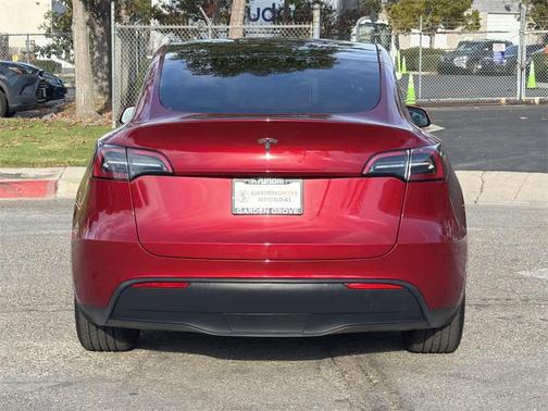 2024 Tesla Model Y RWD