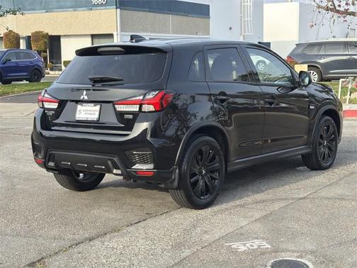 2024 Mitsubishi Outlander Sport 2.0 LE