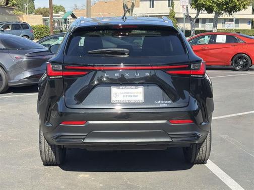 2022 Lexus NX 350h AWD