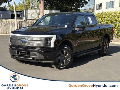 2022 Ford F-150 Lightning LARIAT