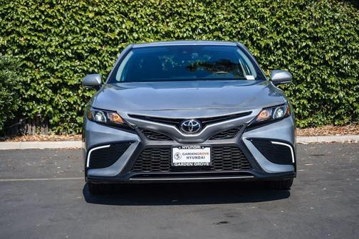 Celestial Silver Metallic 2024 Toyota Camry SE