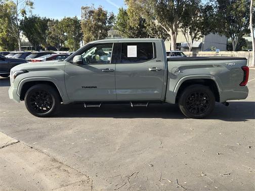 2022 Toyota Tundra SR5