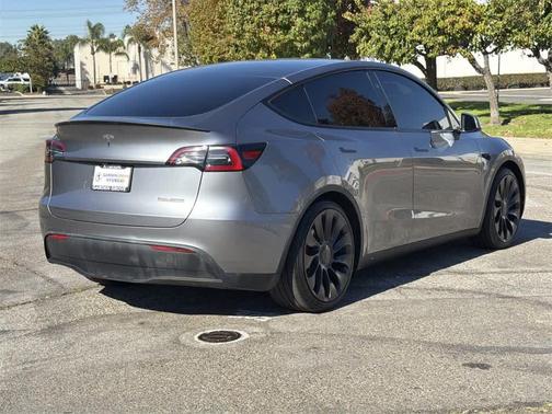 2025 Tesla Model Y Performance Dual Motor All-Wheel Drive