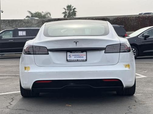 2022 Tesla Model S Dual Motor All-Wheel Drive