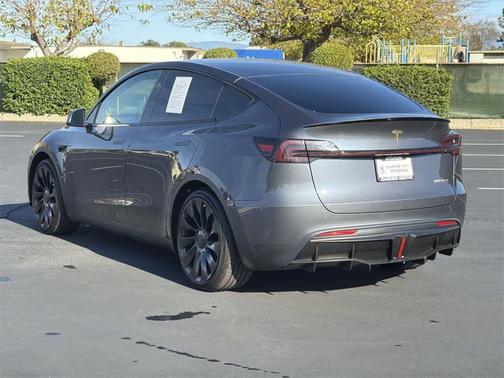 2023 Tesla Model Y Performance Dual Motor All-Wheel Drive