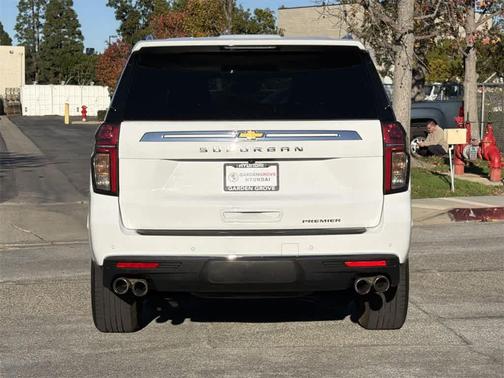 2023 Chevrolet Suburban Premier