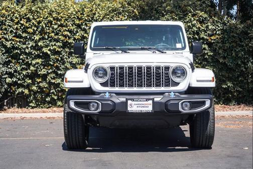 Bright White Clearcoat 2024 Jeep Wrangler 4xe Sahara