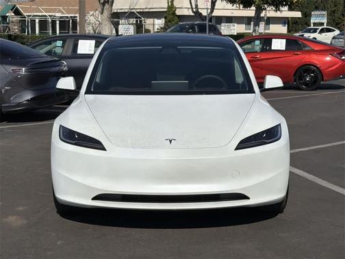 2025 Tesla Model 3 Long Range