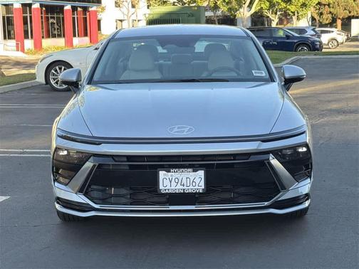 2025 Hyundai SONATA Hybrid SE