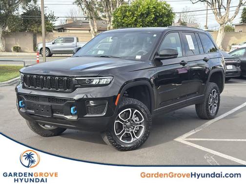 2023 Jeep Grand Cherokee 4xe Trailhawk