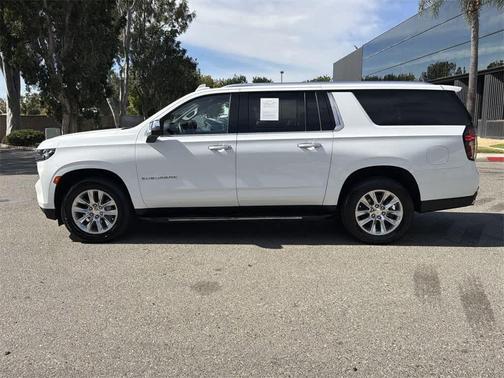 2023 Chevrolet Suburban Premier