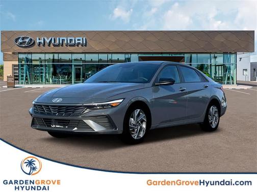 2025 Hyundai ELANTRA HEV SEL Sport