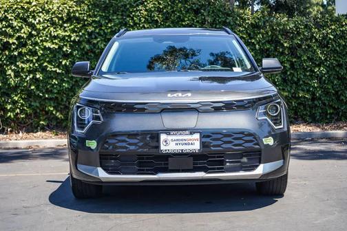Graphite Gray 2023 Kia Niro EV Wind