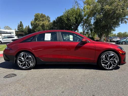 2025 Hyundai IONIQ 6 SEL