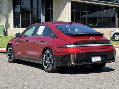 2025 Hyundai IONIQ 6 SEL