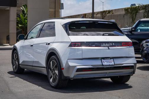 Atlas White 2026 Hyundai IONIQ 5 Limited