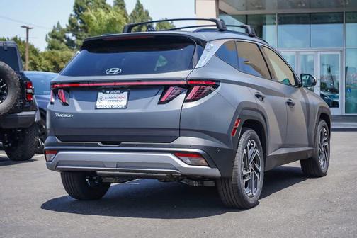 Ecotronic Gray Matte 2026 Hyundai TUCSON Limited