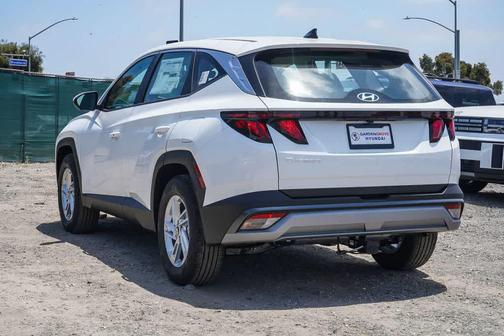 Serenity White Pearl 2026 Hyundai TUCSON SE