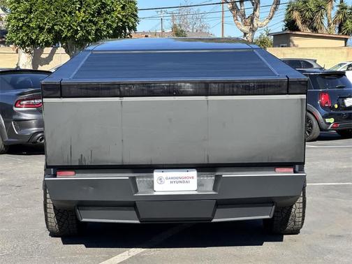 2024 Tesla Cybertruck All-Wheel Drive