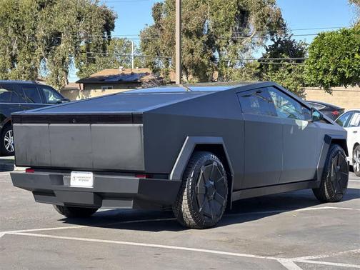 2024 Tesla Cybertruck All-Wheel Drive