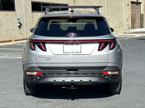 Shimmering Silver 2024 Hyundai TUCSON XRT