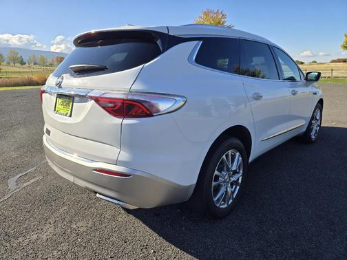 2022 Buick Enclave AWD Premium